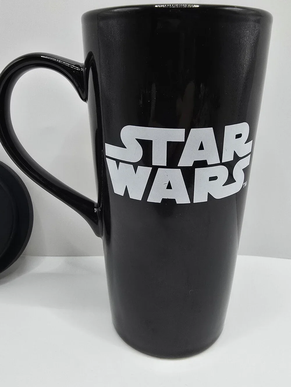 Star Wars Darth Vader 20 oz. Heat-Reactive Ceramic Travel Mug Coffee Tea Cup